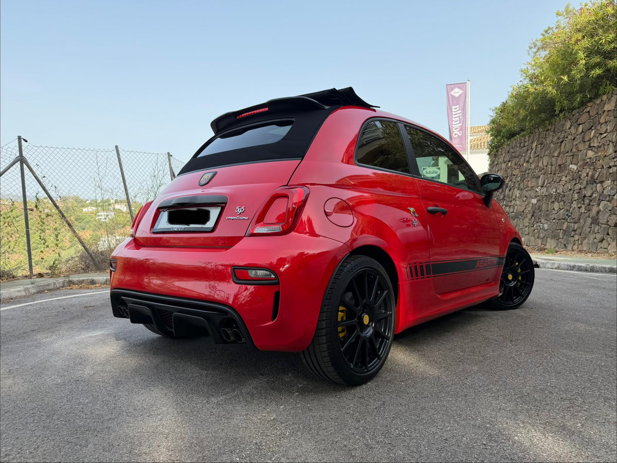 Premium mobile car wash service in Marbella