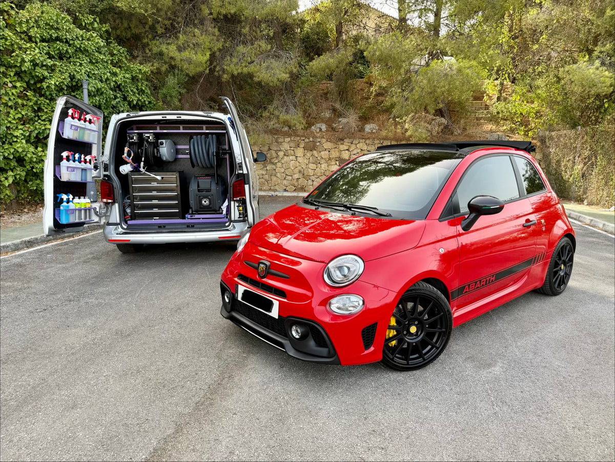 Premium mobile car wash service in Marbella