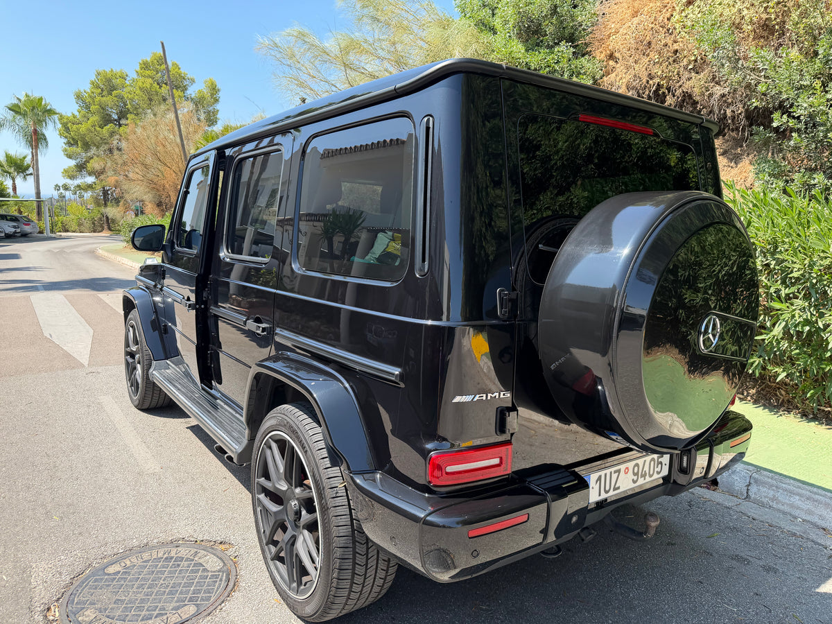 Premium mobile car wash service in Marbella